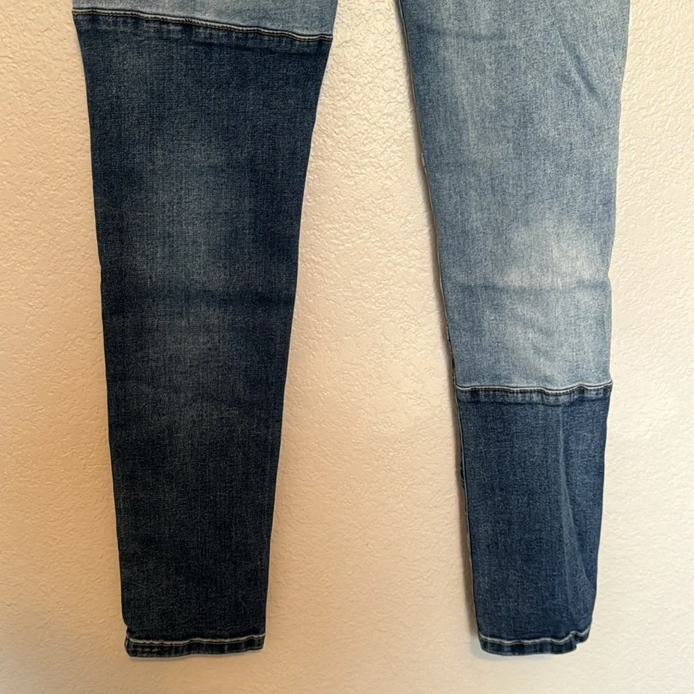 Venus | Patch Skinny Jeans - Picture 7 of 7